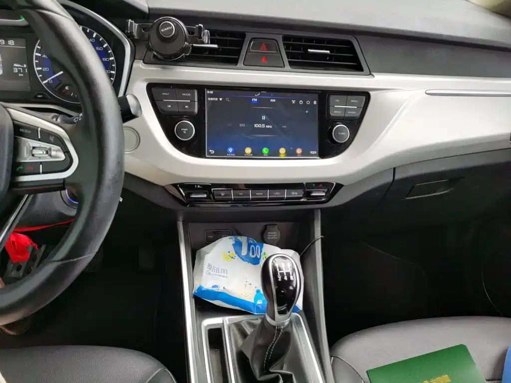 Geely Vision X3 — миниатюра 6