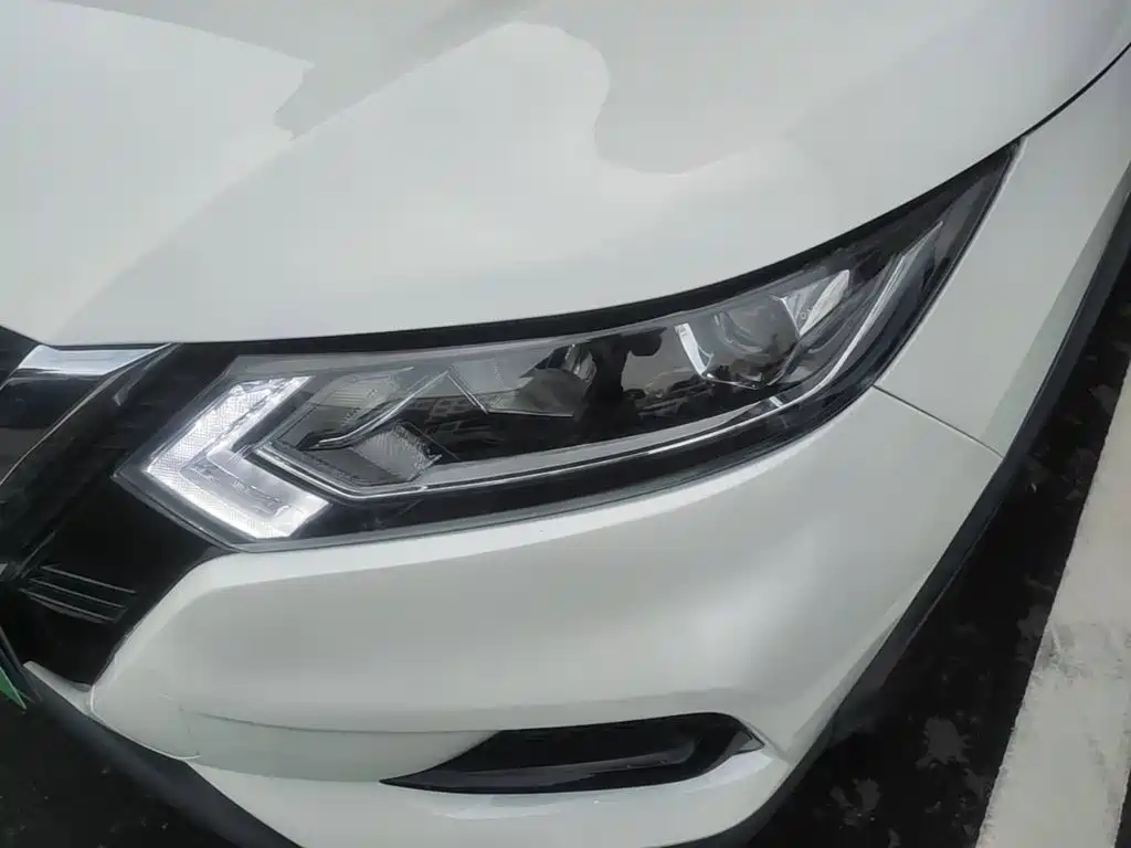 Nissan Qashqai — миниатюра 24