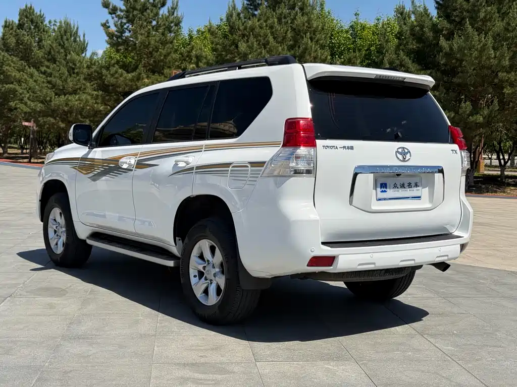 Toyota Land Cruiser Prado 2010 4.0L AT TX-L