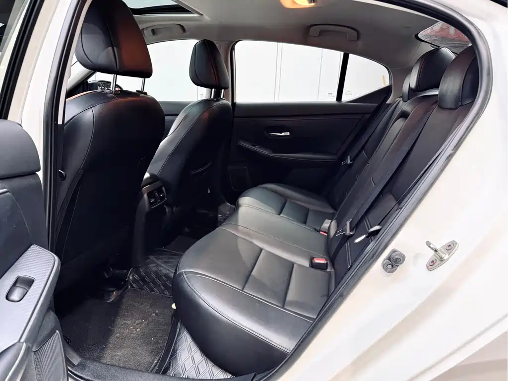 Nissan Sylphy 2021 1.6L XL CVT Enjoy