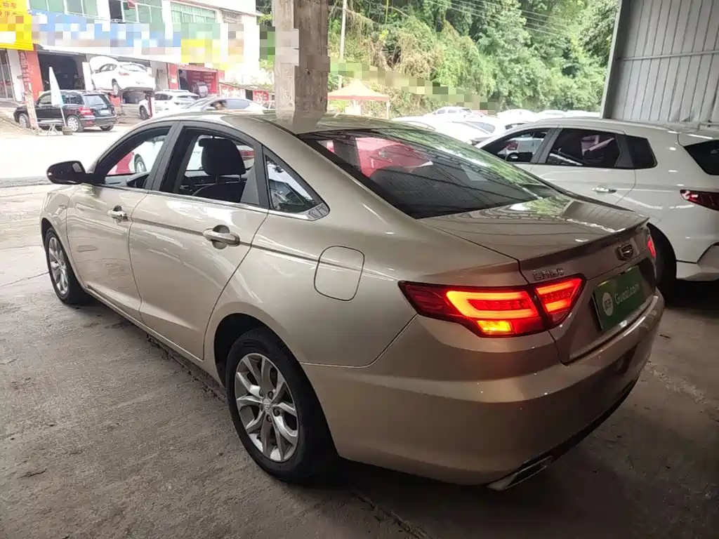 Geely Emgrand GL — миниатюра 5