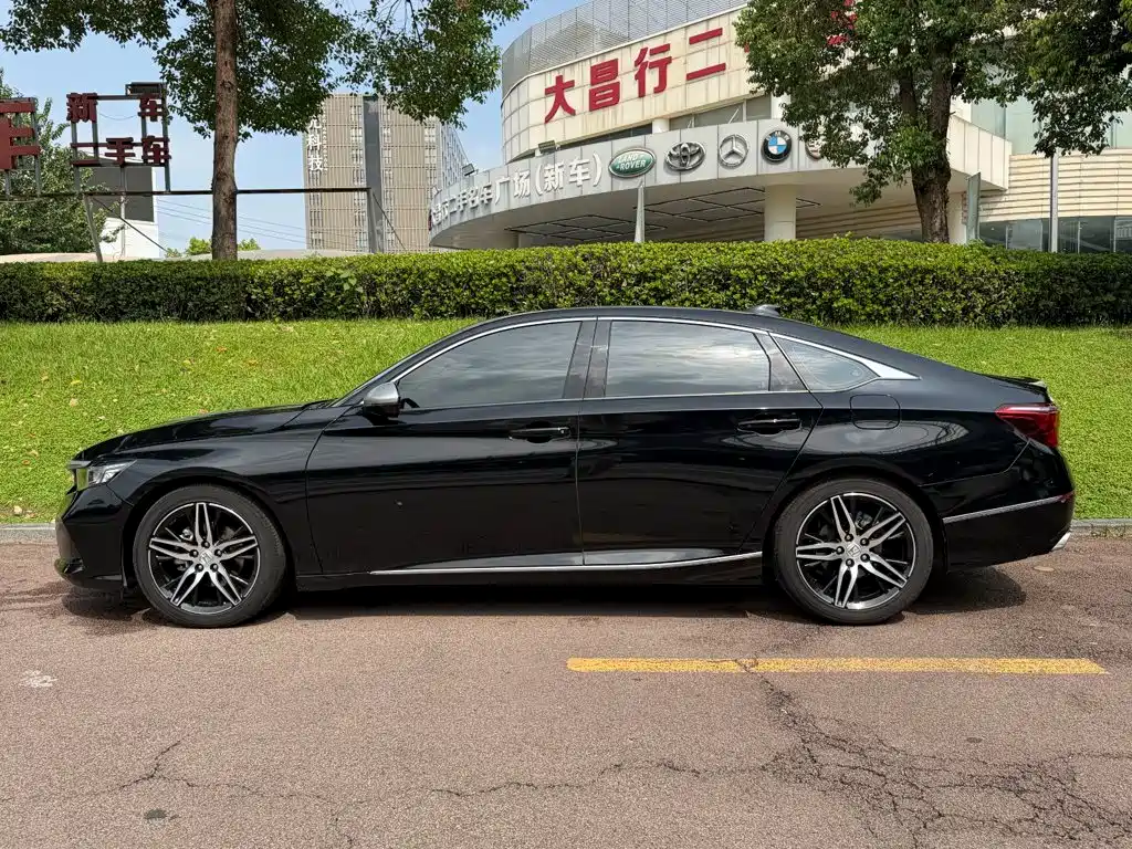 Honda Inspire — миниатюра 3