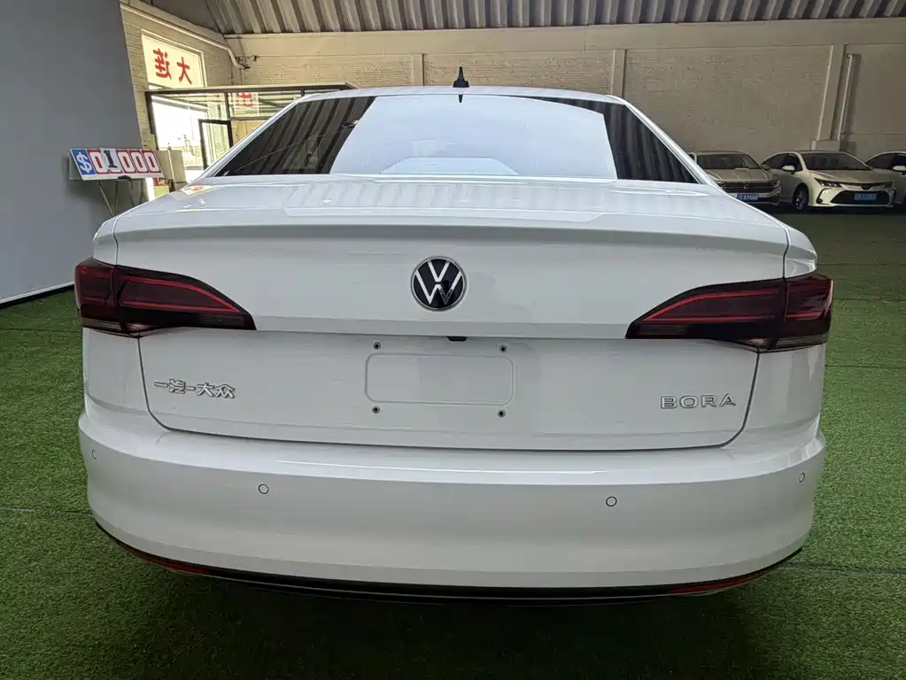 Volkswagen Bora — миниатюра 8