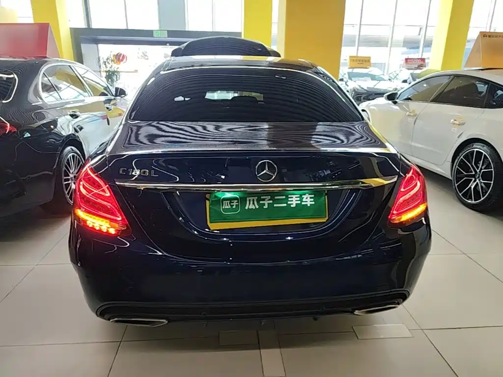 Mercedes-Benz C-Class — миниатюра 6