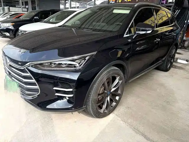 BYD Tang