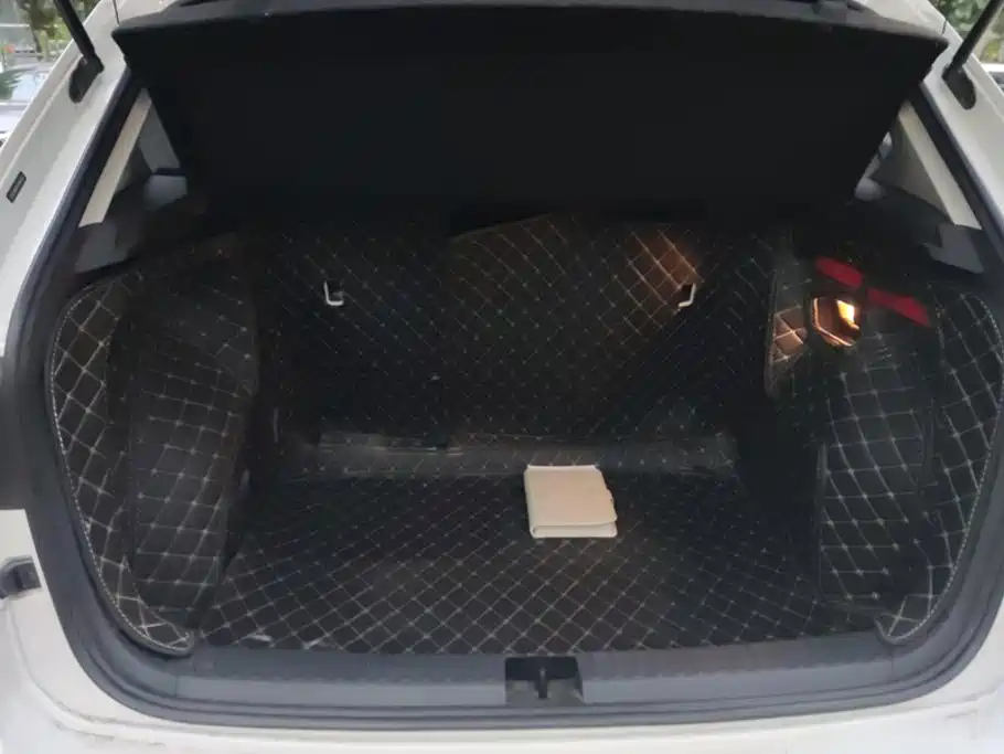Volkswagen Tharu — миниатюра 4