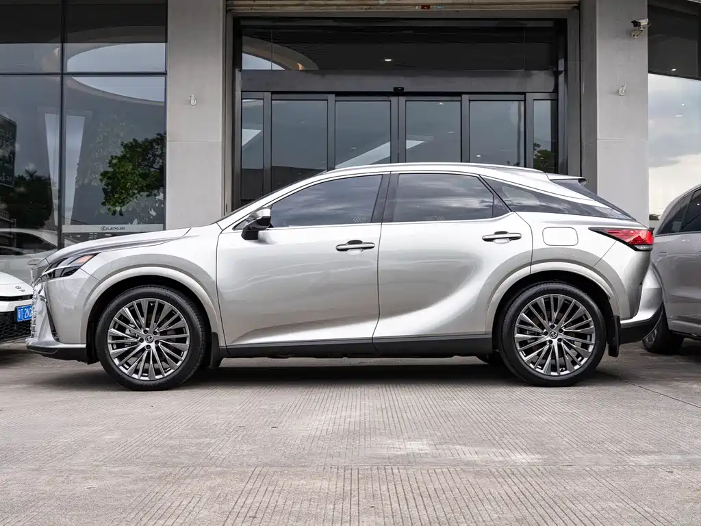 Lexus RX — миниатюра 4