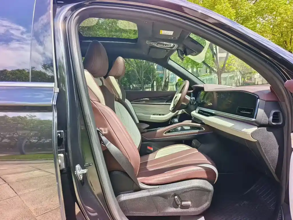 Geely Xingyue L — миниатюра 6