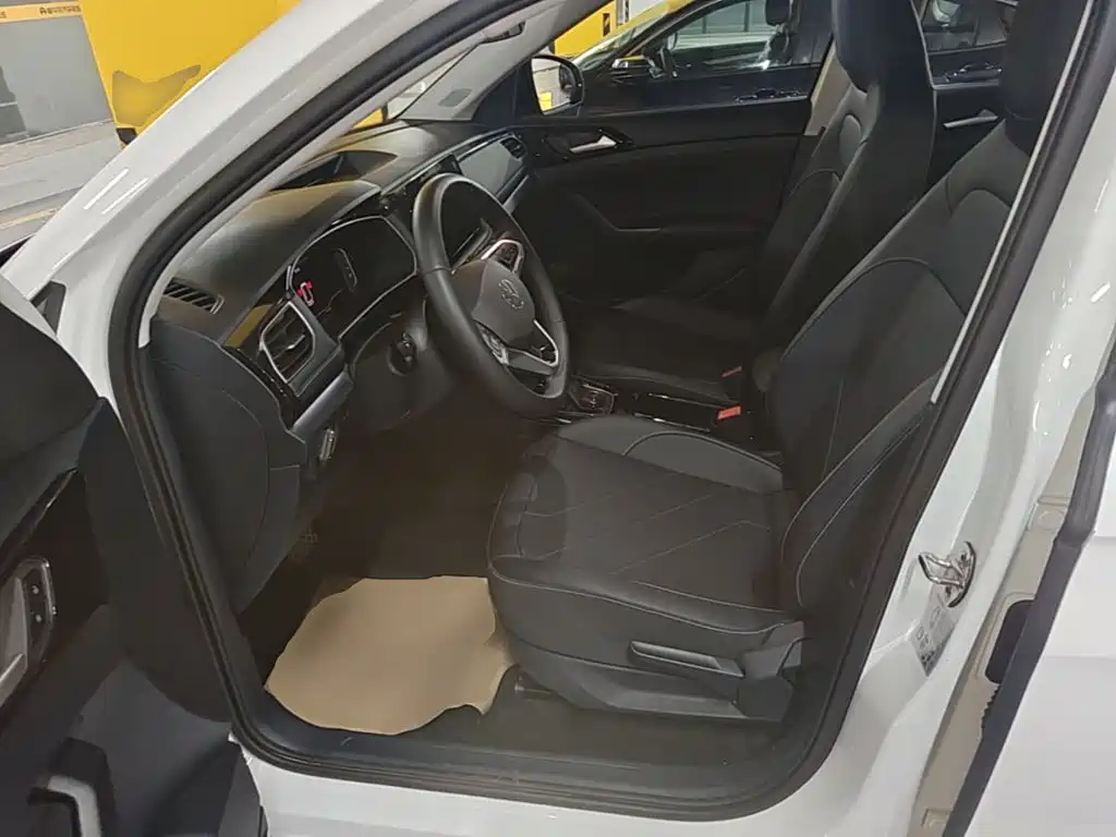 Volkswagen Tharu — миниатюра 11