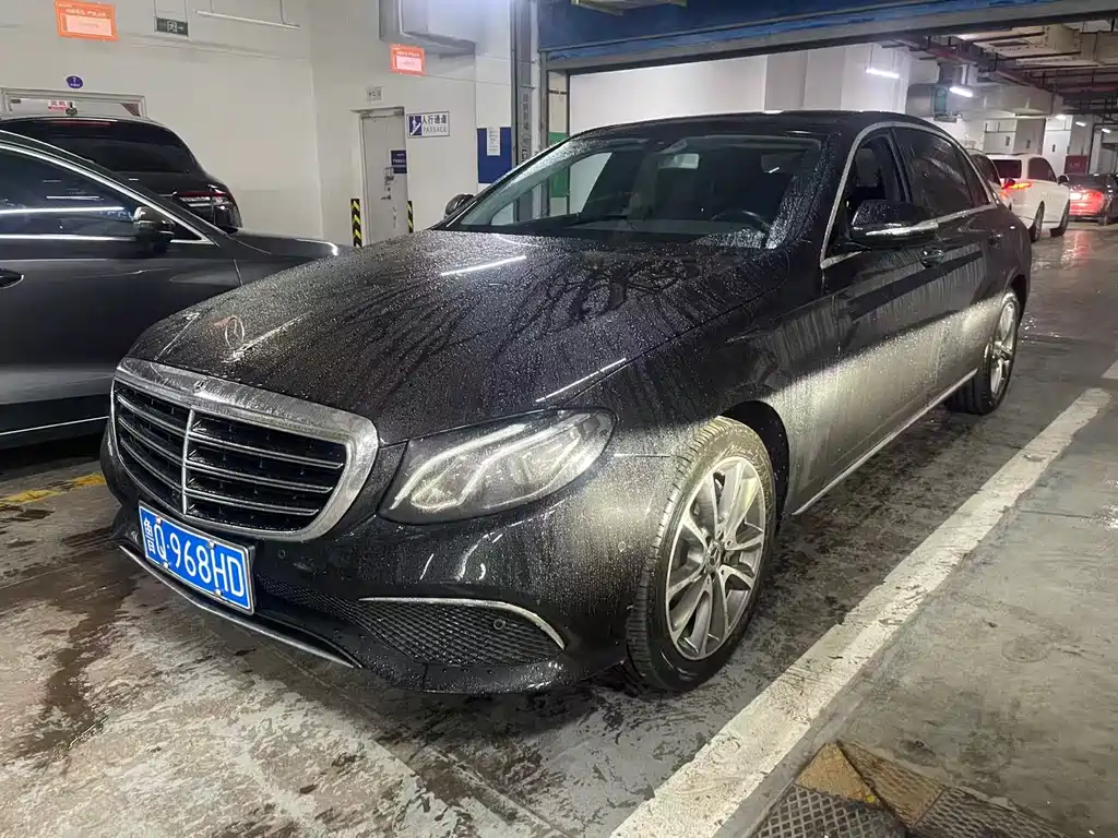 MERCEDES-BENZ E CLASS