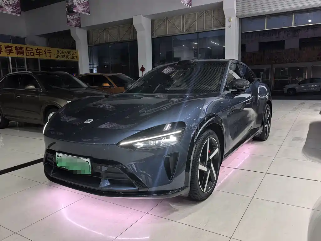 2025 xiaomi YU7 - zdjęcie 1 z 8