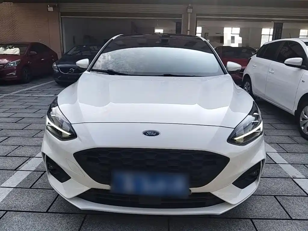 Ford Focus — миниатюра 3