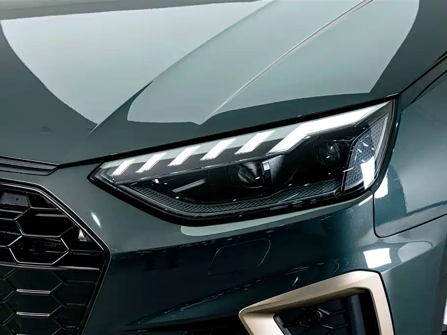 Audi A4L — миниатюра 4
