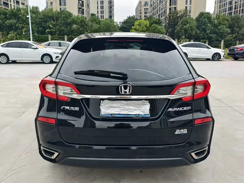 Honda Avancier — миниатюра 4