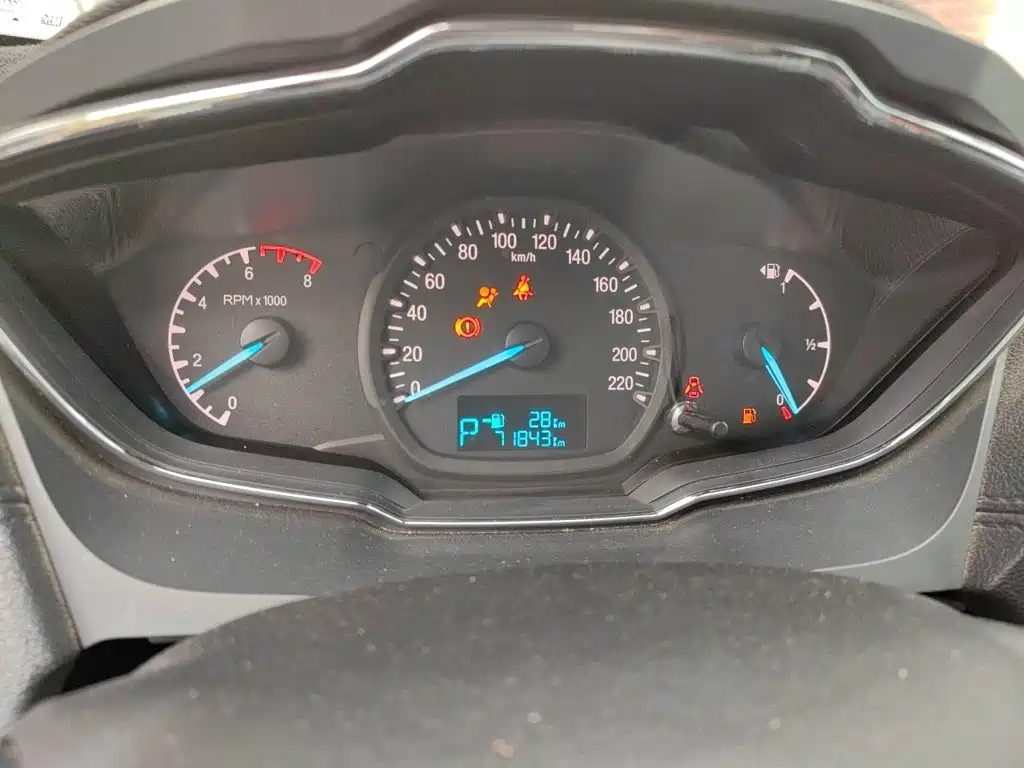 Ford Escort — миниатюра 7