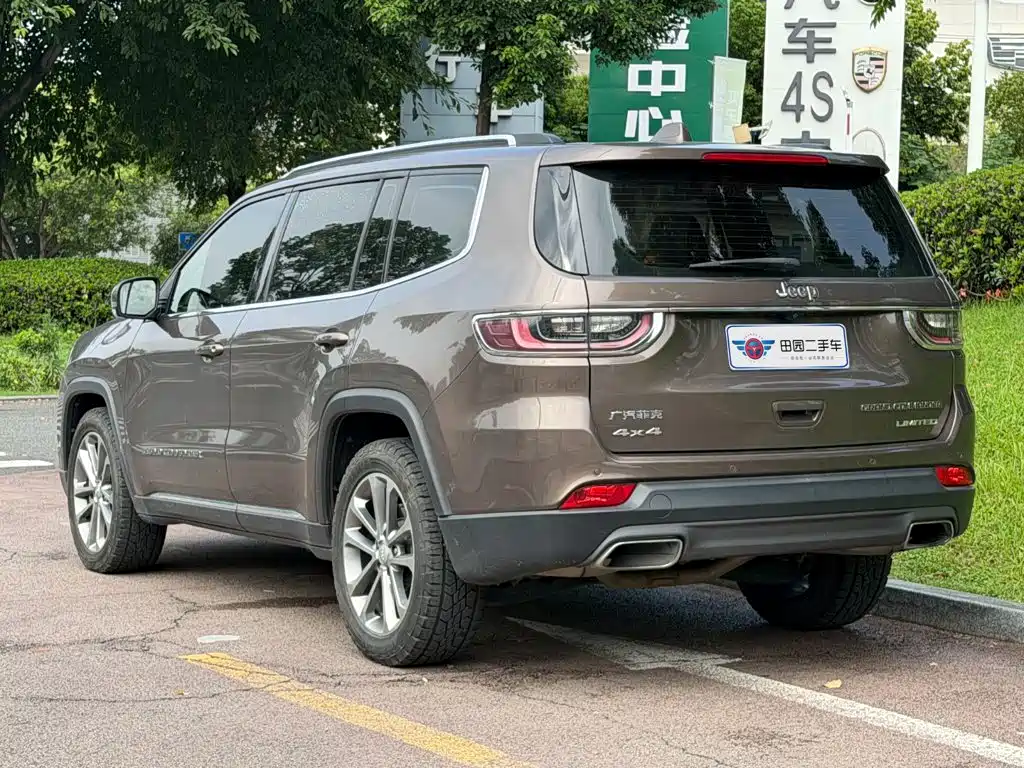 Jeep Grand Commander — миниатюра 4