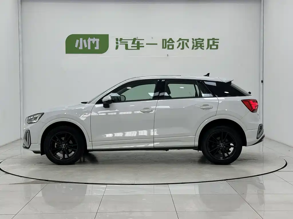 Audi Q2L 2022 35 TFSI