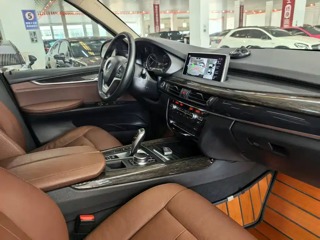 BMW X5 (Import) — миниатюра 25