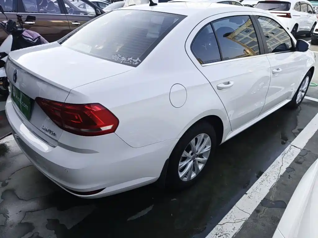 Volkswagen Lavida — миниатюра 7