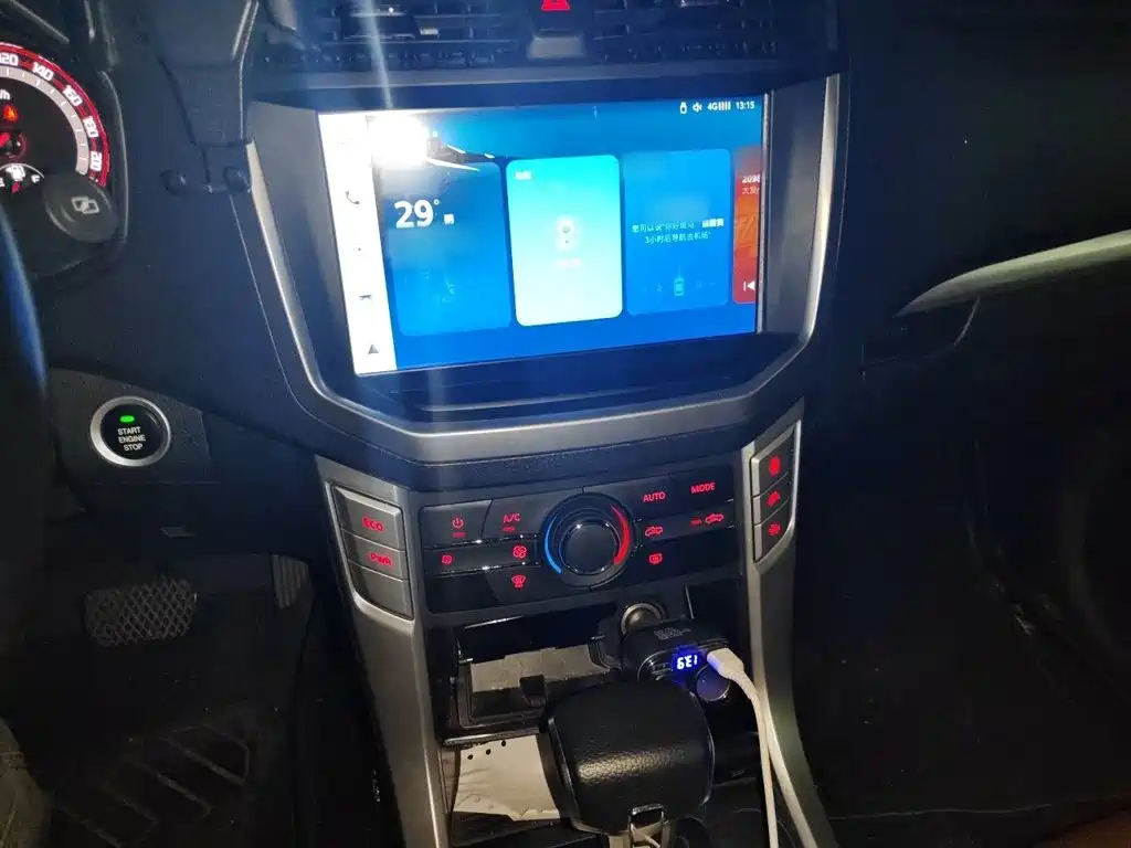 Maxus T70 — миниатюра 6