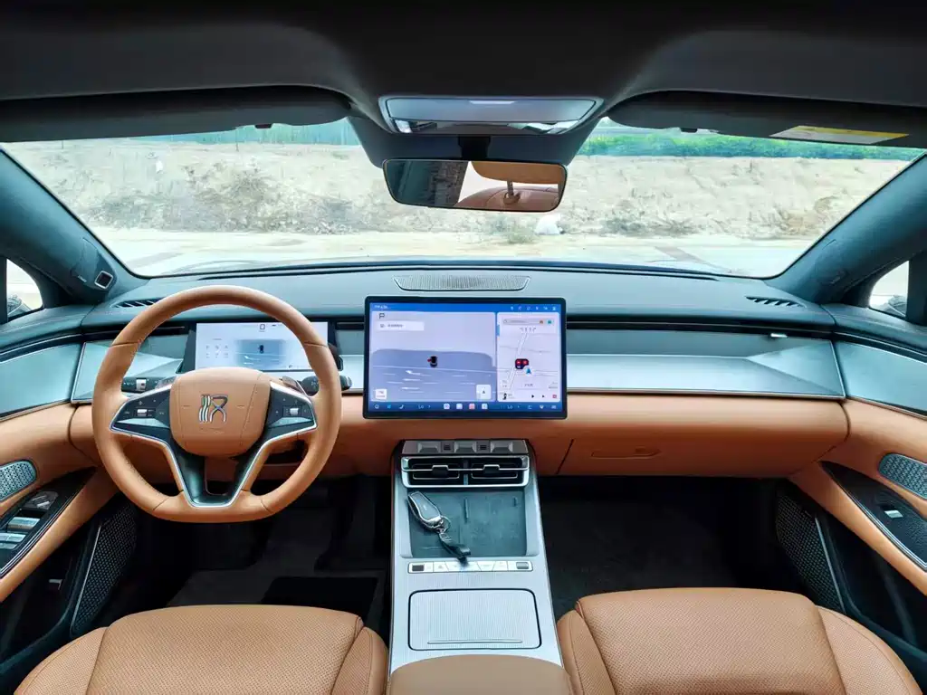 BYD Хань Ли — миниатюра 6