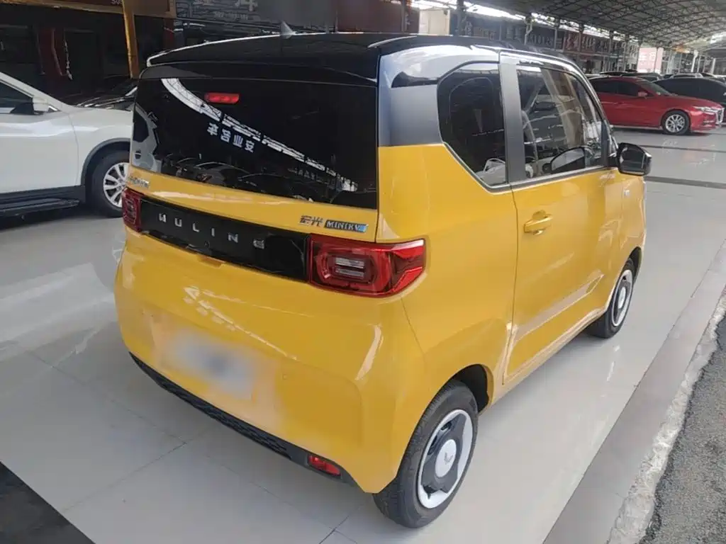 Wuling MINIEV — миниатюра 7
