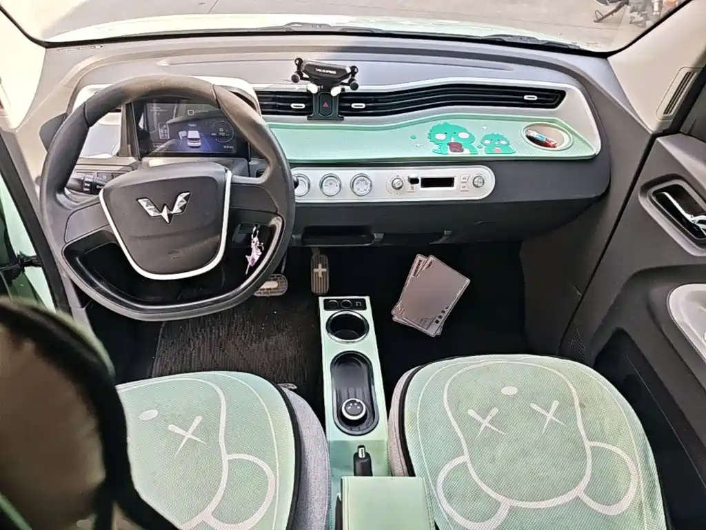 Wuling MINIEV — миниатюра 10