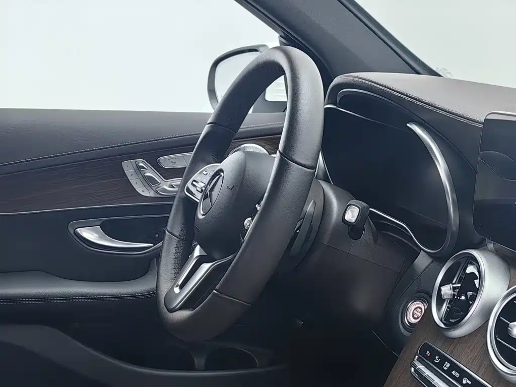 Mercedes-Benz GLC — миниатюра 22
