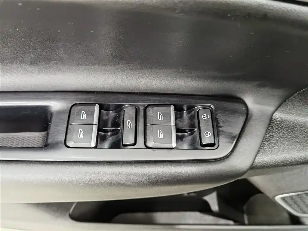 GEELY AUTOMOBILE EMGRAND GS