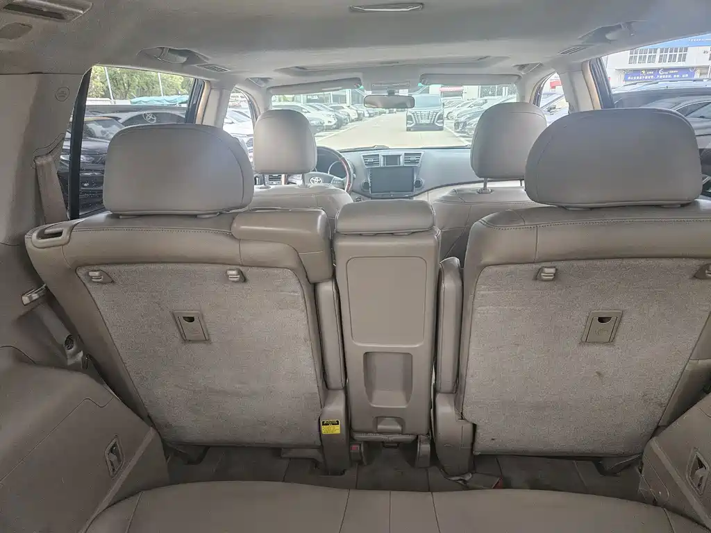 Toyota Highlander — миниатюра 13