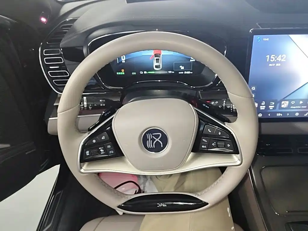 BYD Han — миниатюра 11