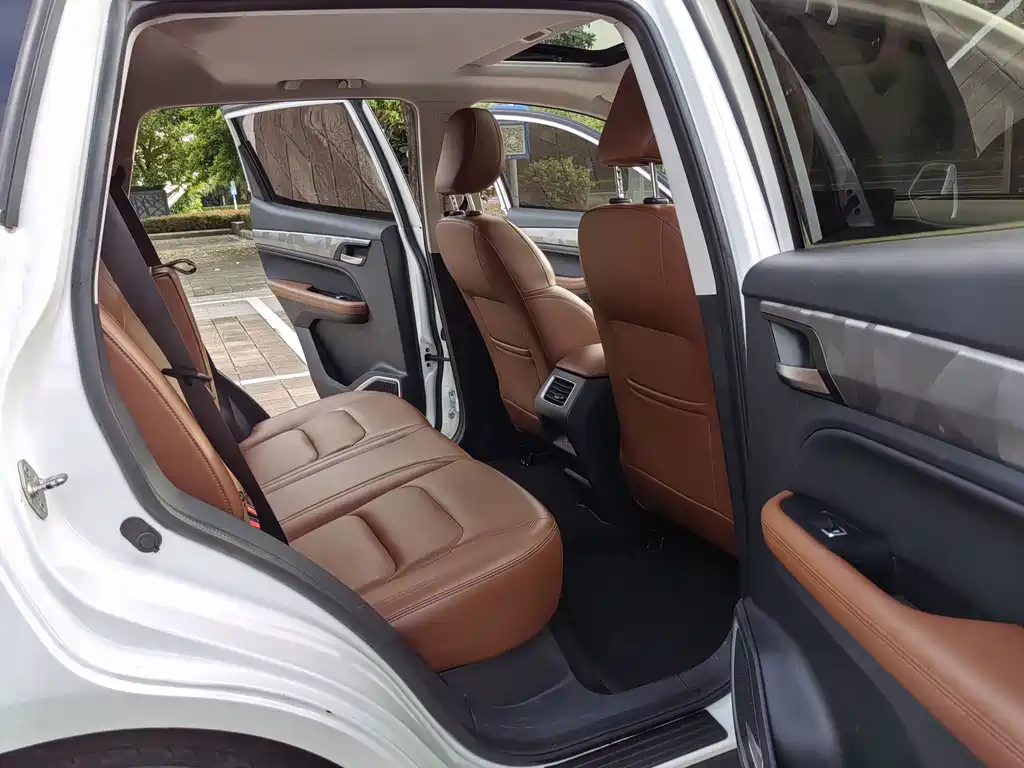 Geely Vision X6 — миниатюра 16