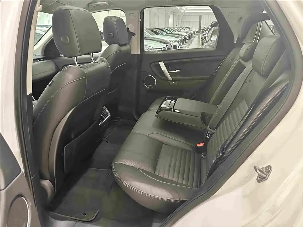 Land Rover Discovery Sport — миниатюра 13