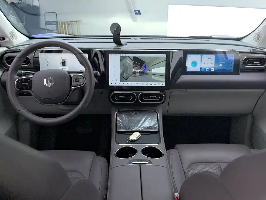 Leapmotor Leapmotor C11 — миниатюра 12