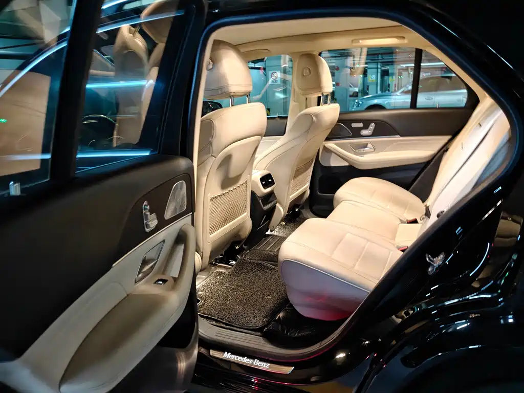 Mercedes-Benz GLE (Import) — миниатюра 7