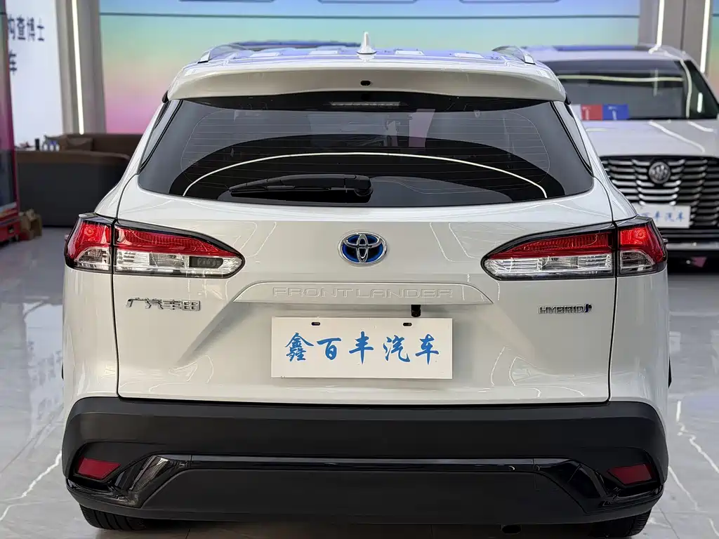 Toyota Frontlander — миниатюра 9