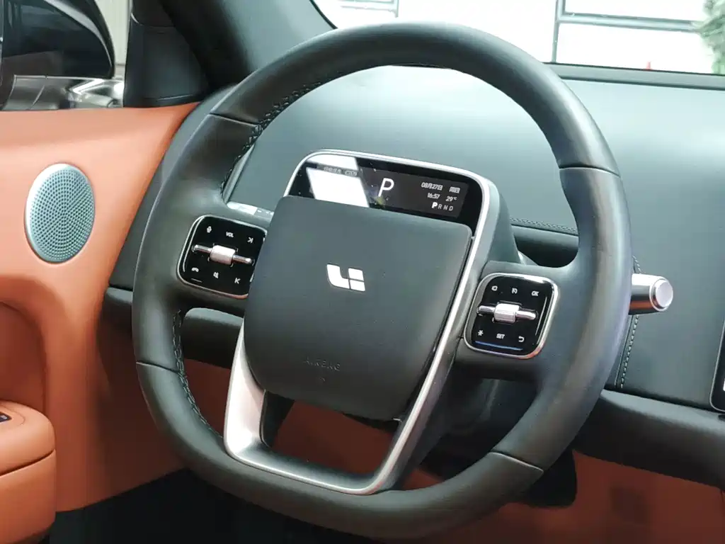 Li Auto Li L6 — миниатюра 10