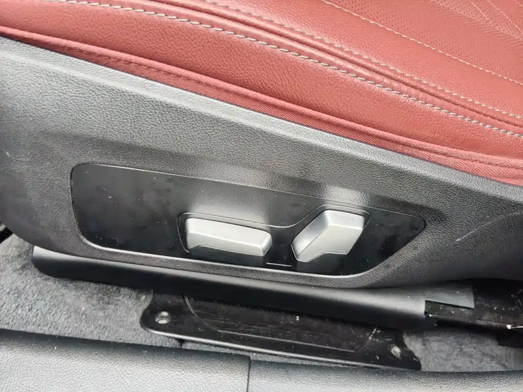 BMW 3 Series — миниатюра 13