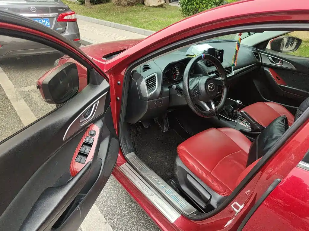 Mazda 3 Axela — миниатюра 14
