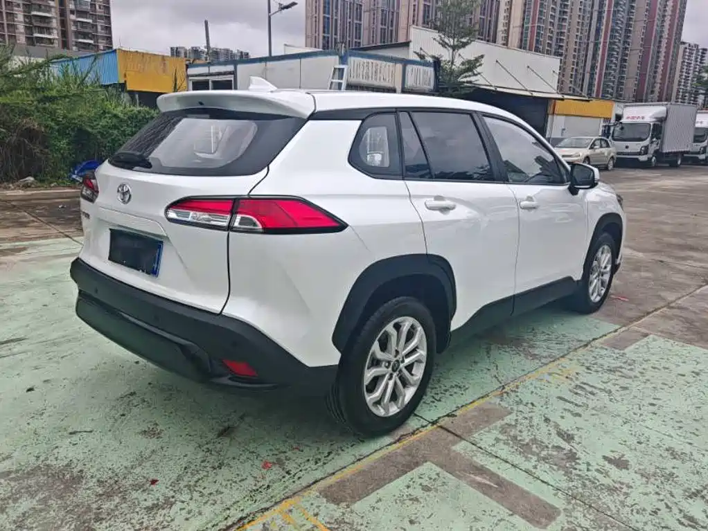 Toyota Frontlander — миниатюра 4