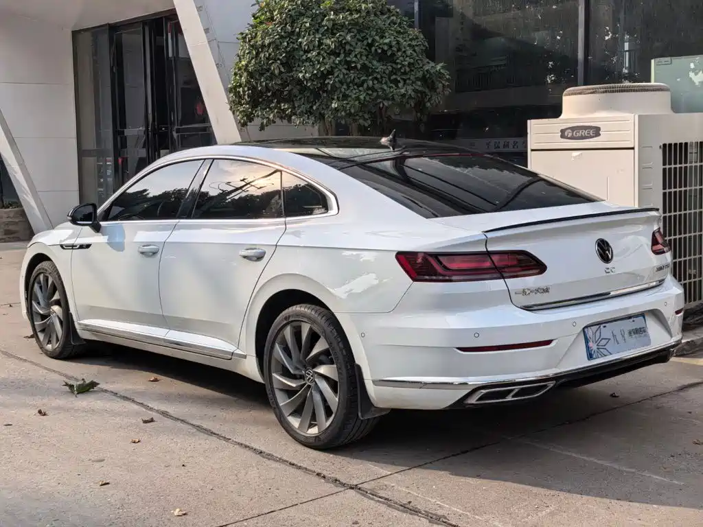 Volkswagen CC — миниатюра 3