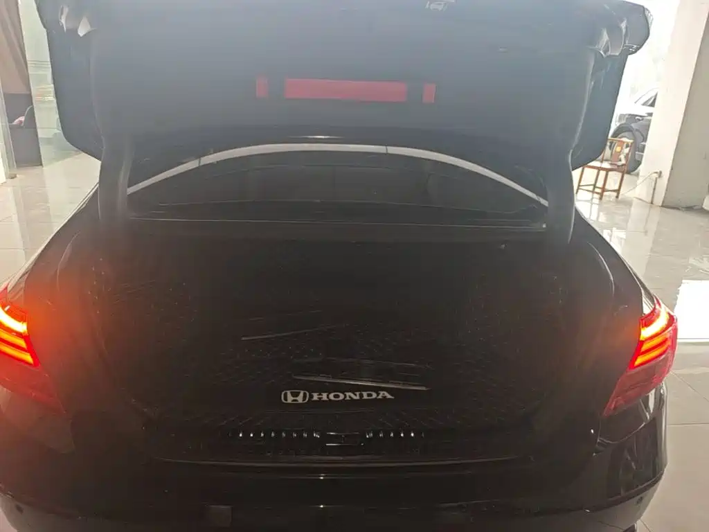 Honda Inspire — миниатюра 19