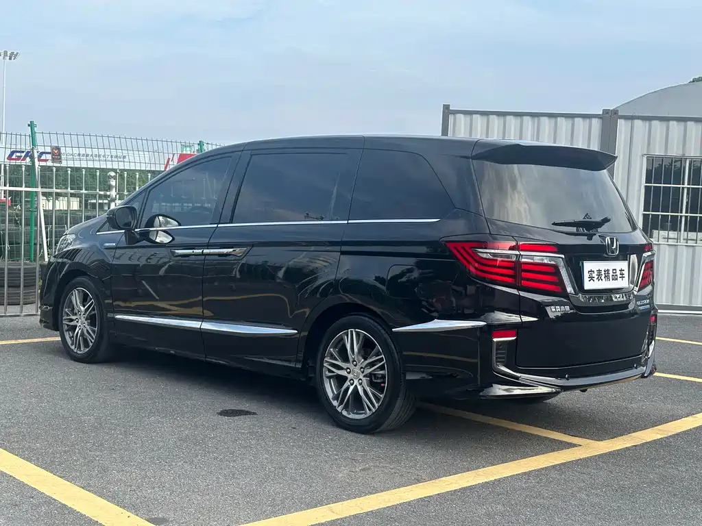 Honda Elysion — миниатюра 4