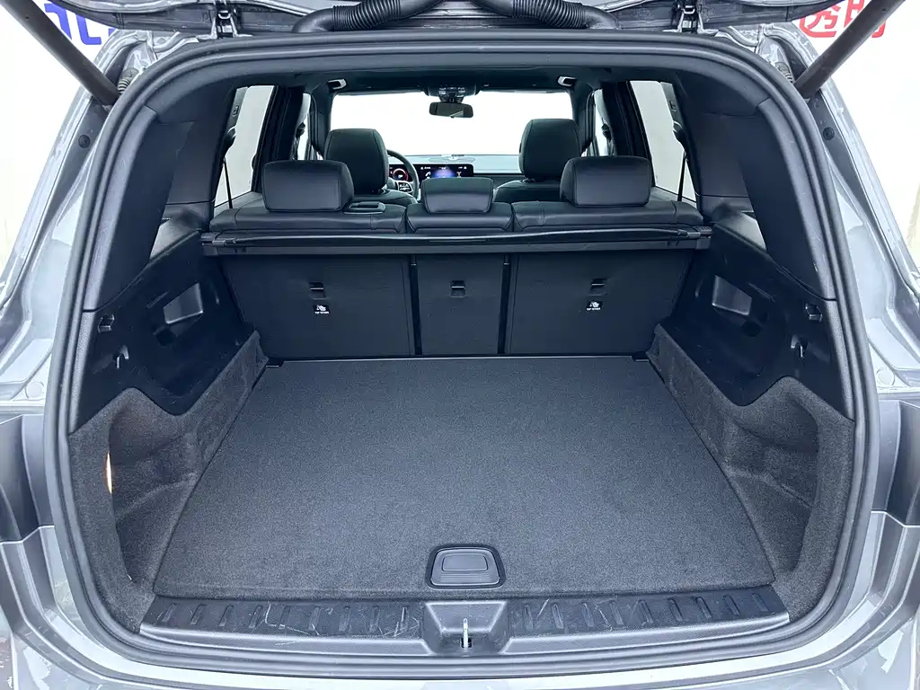 Mercedes-Benz GLB — миниатюра 20