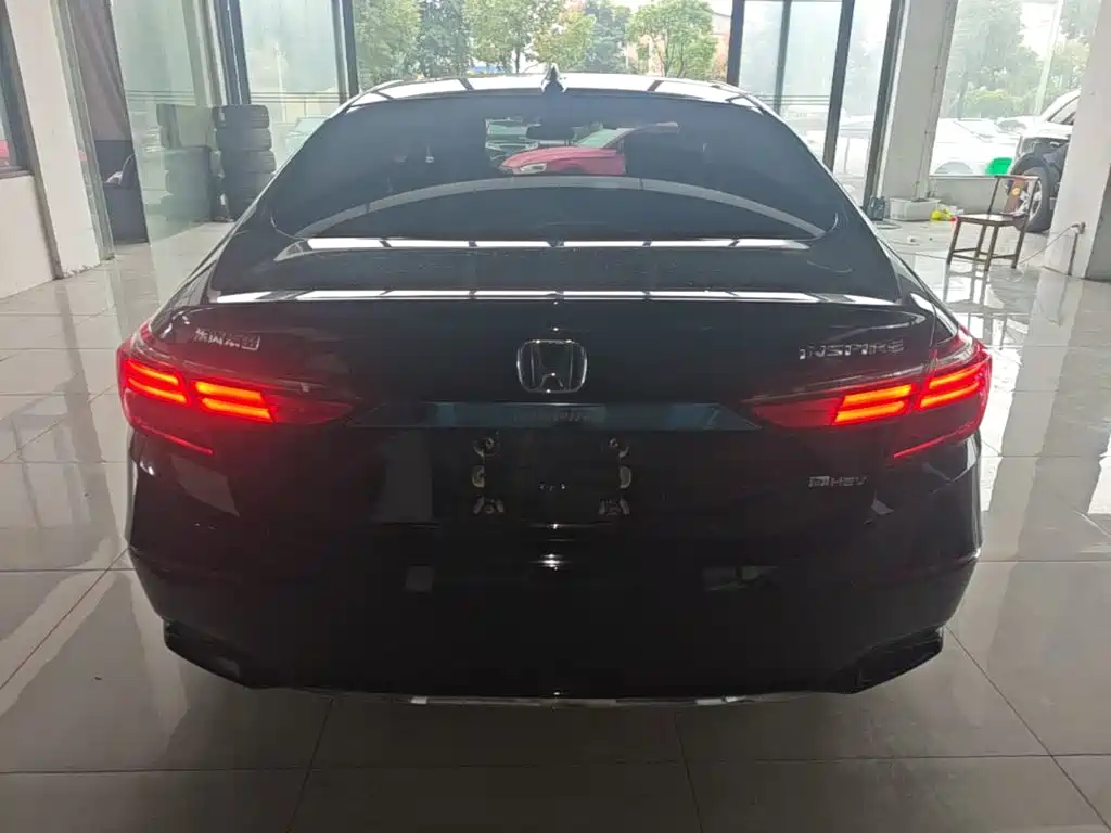 Honda Inspire — миниатюра 6