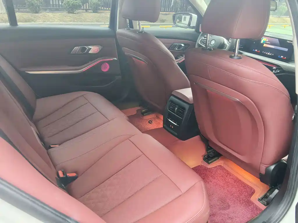 BMW 3 Series — миниатюра 6