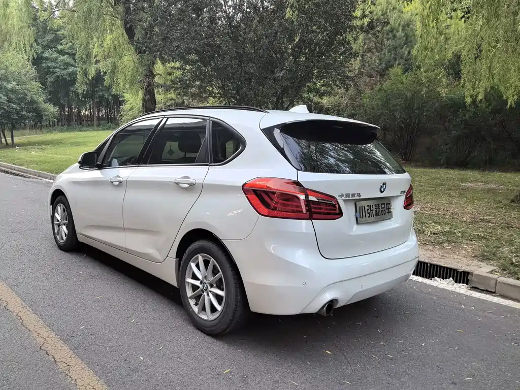 BMW 2 Series Active Tourer — миниатюра 11