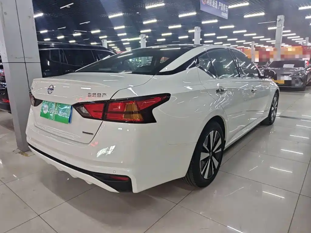 Nissan Teana — миниатюра 7