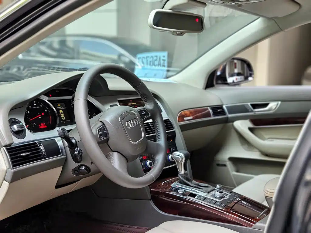 Audi A6L 2011 3.0 TFSI quattro Luxury