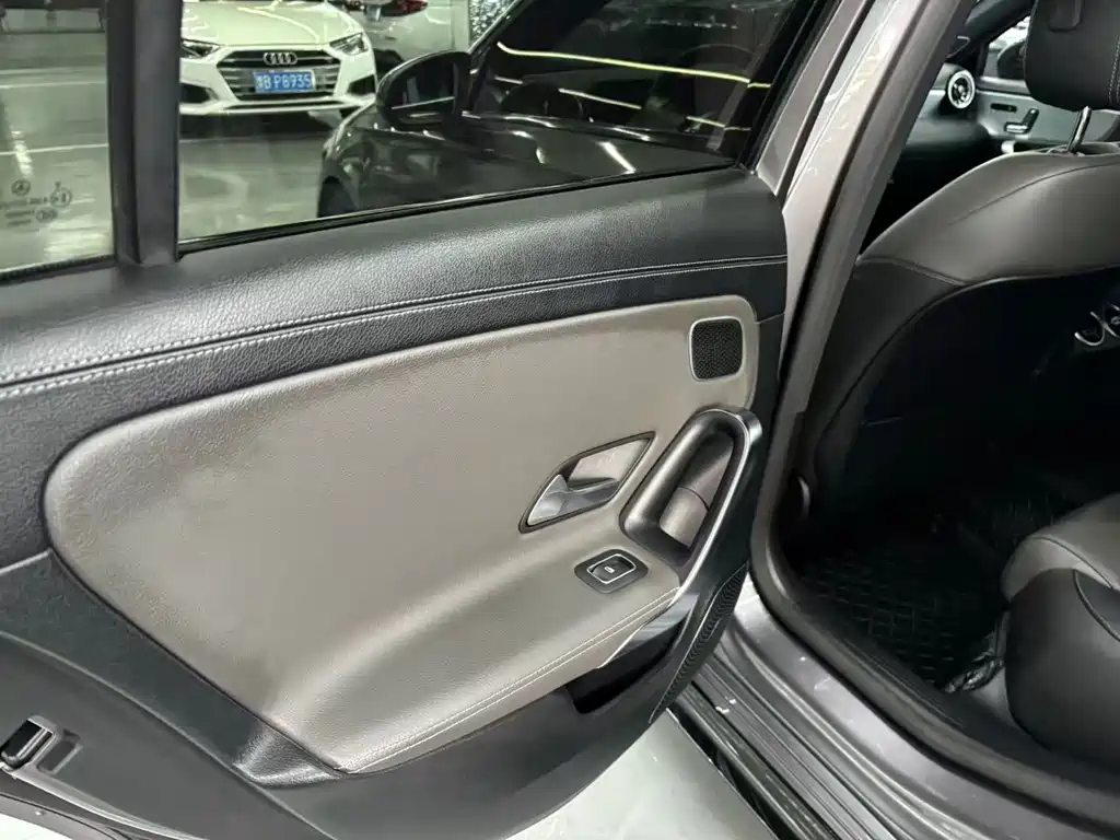 MERCEDES-BENZ A CLASS AMG